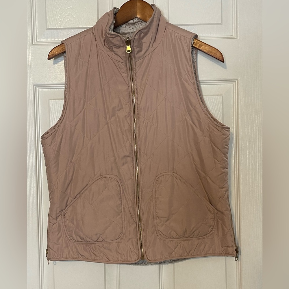 Reversible Vest - Picture 2 of 3